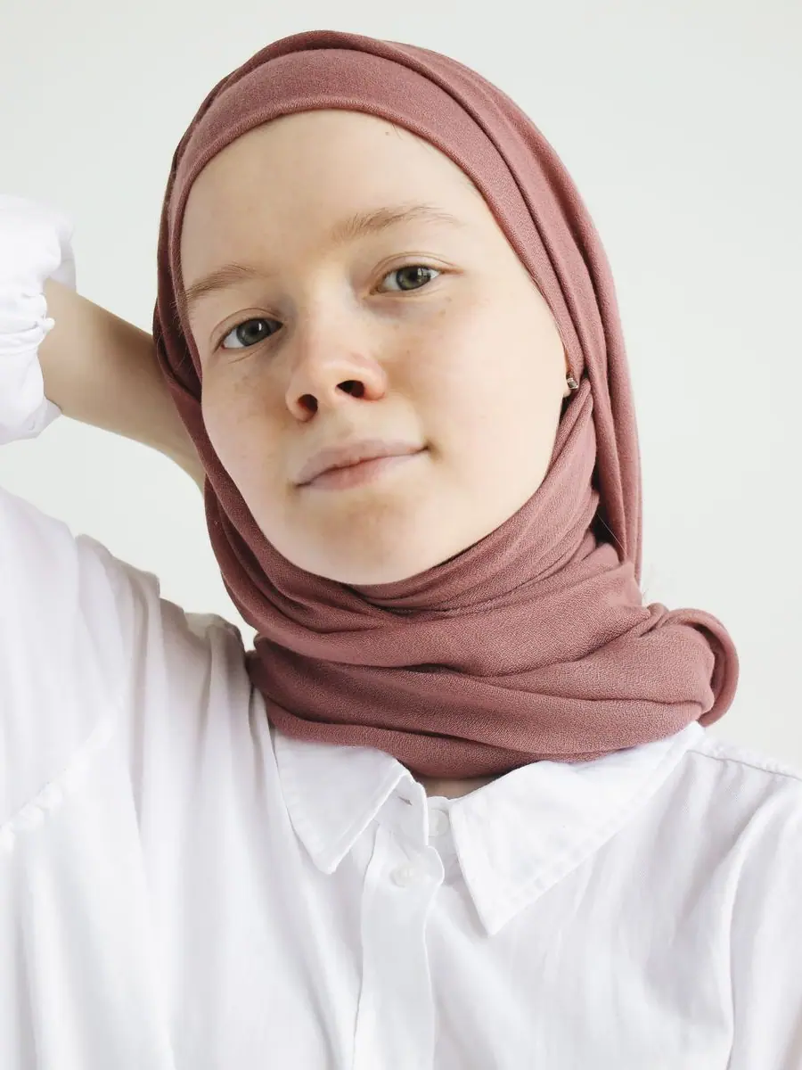 Hijab Voal Segi Empat warna Mawar — foto 1